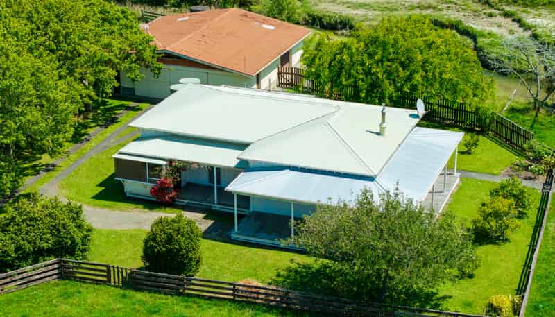 285 Waiomoko Road, Whangara