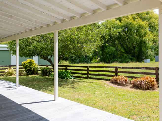 285 Waiomoko Road, Whangara