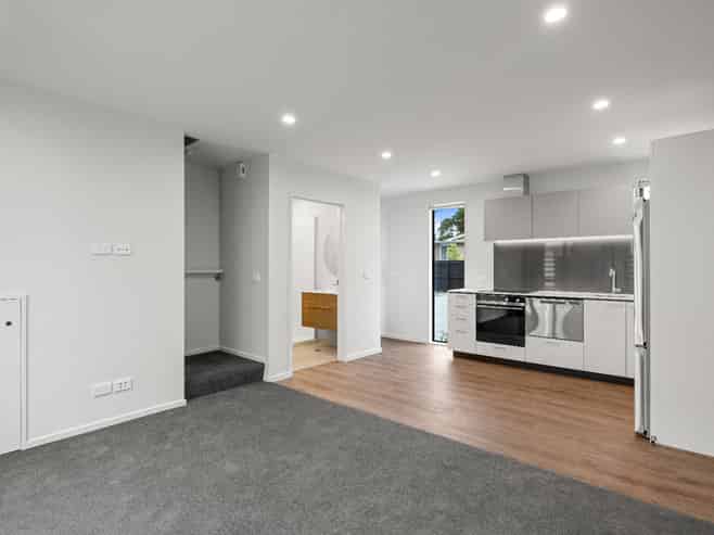 16/43 New Brighton Road, Shirley