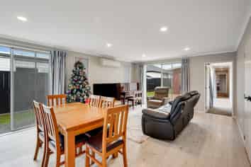 504 Webb Drive, Chartwell