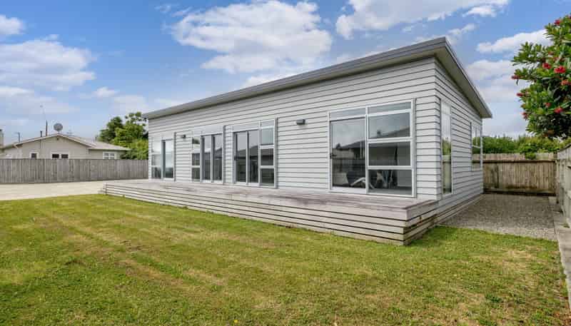 992A Tremaine Avenue, Roslyn