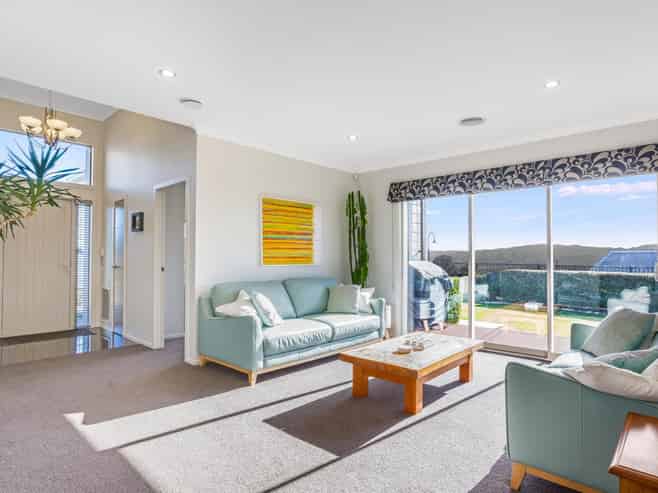 53 Endeavour Drive, Whitby