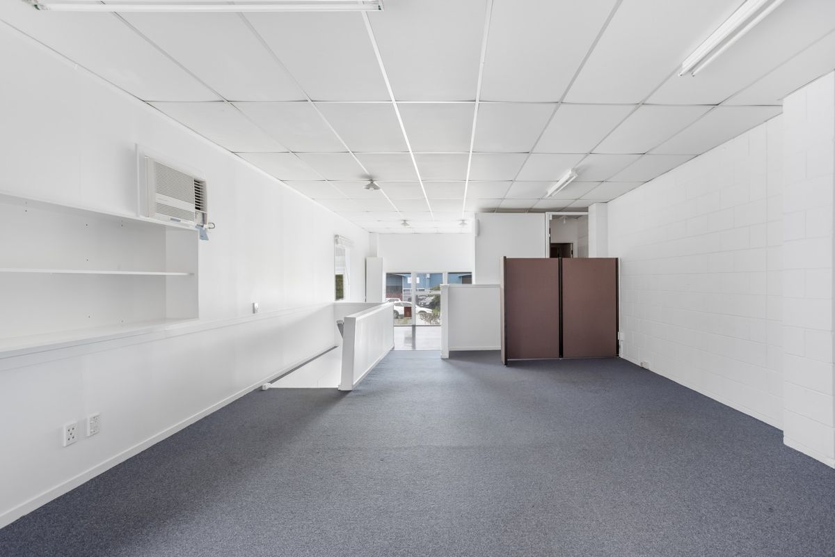 Road front industrial - 223sqm - Ansicht 6