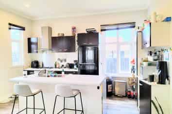 93 Queens Drive, Saint Kilda