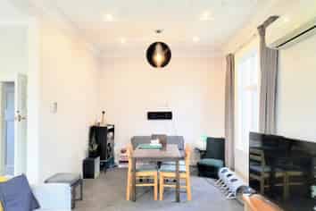 93 Queens Drive, Saint Kilda