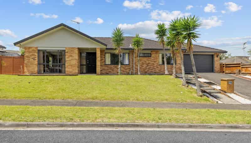 61  Senator Drive, Manurewa
