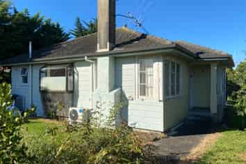 11 Gifford Avenue, Mount Roskill