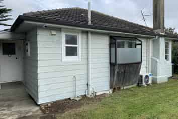 11 Gifford Avenue, Mount Roskill