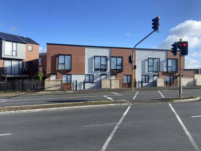 4/1797 Great North Road, Avondale