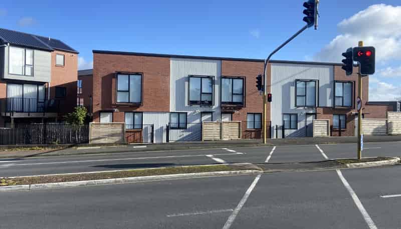 4/1797 Great North Road, Avondale