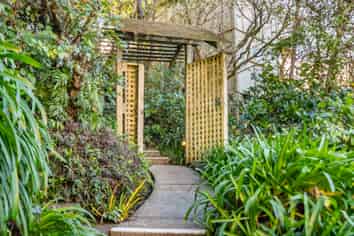 46 Fortification Road, Karaka Bays