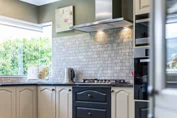 41 Clearwater Terrace, Brown Owl