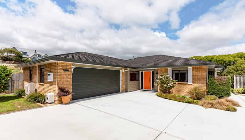 41 Clearwater Terrace, Brown Owl