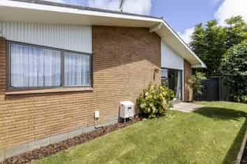 2/21 Fulford Street, New Plymouth