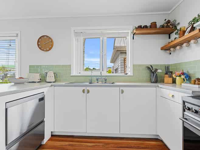 144 Pioneer Road, Spotswood