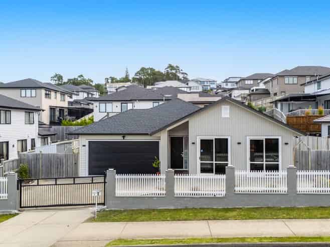 6 William Calvert Drive, Swanson