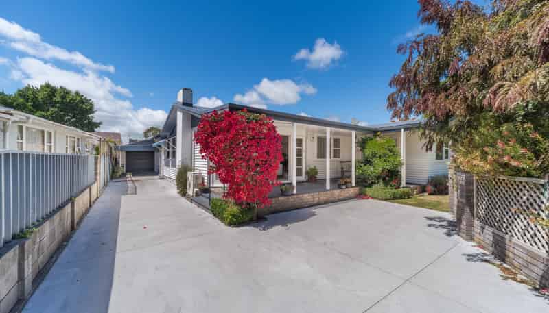 11 Parkland Crescent, Terrace End