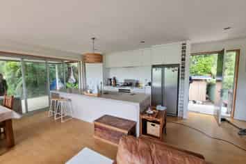 43B Stuart and Chapman Drive, Karoro