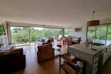 43B Stuart and Chapman Drive, Karoro