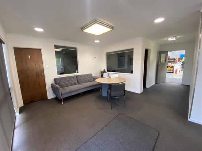 Industrial With Large Secure Yard