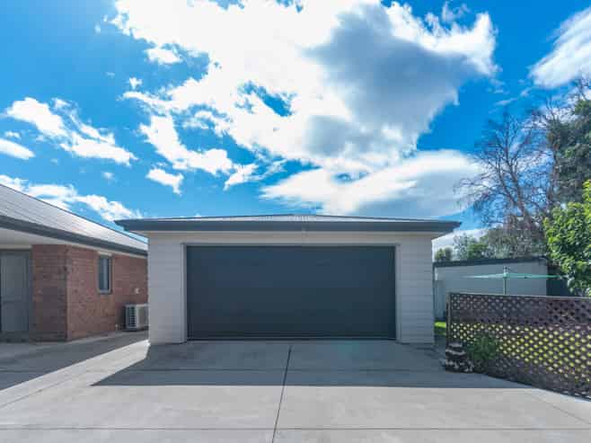 72 Pages Road, Linwood