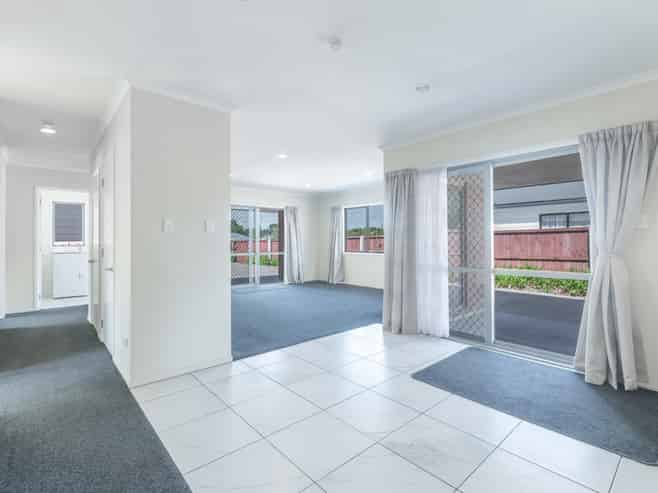 72 Pages Road, Linwood