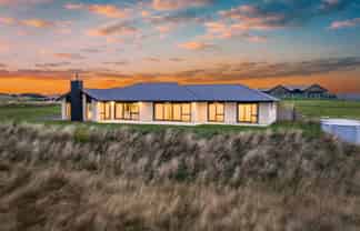 46 Fry Road, Halcombe