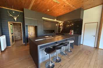 333 Haycock Road, Hope