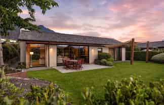 5 Glengarry Court, Jacks Point