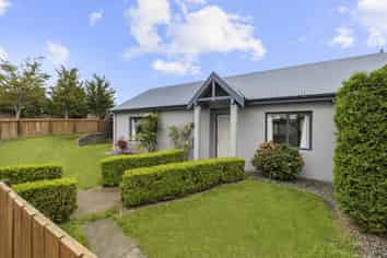 54 Brymer Road, Grandview Heights