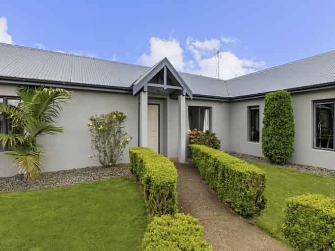 54 Brymer Road, Grandview Heights