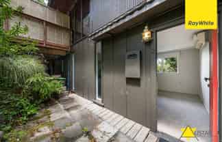 10a Rangiwai Road, Titirangi