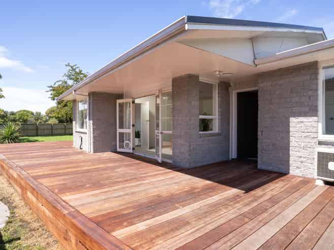 22 Besant Place, Avondale