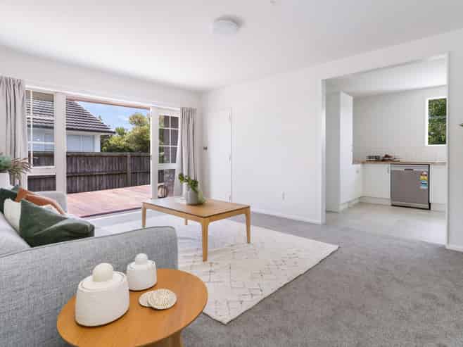 22 Besant Place, Avondale