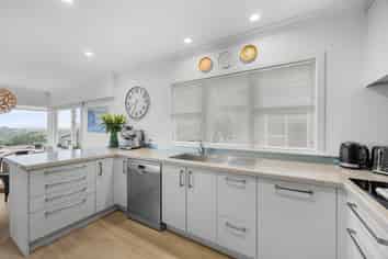 91 Beechdale Crescent, Pakuranga Heights