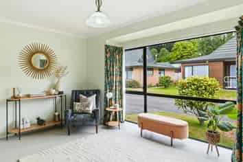 33/42 Main Road, Tawa