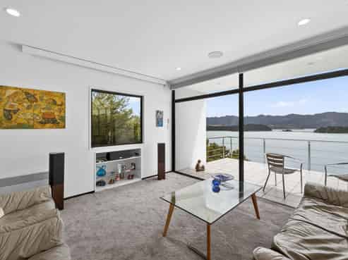 29 Bayview Road, Charteris Bay