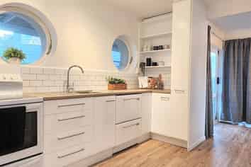 98A Karewa Parade, Papamoa Beach