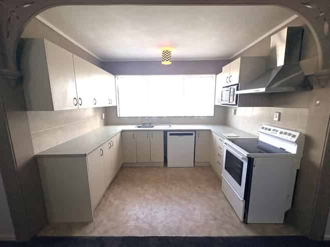 1/311 Grays Road, Saint Leonards