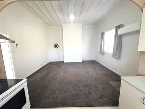 1/311 Grays Road, Saint Leonards