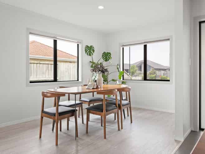 19 Teatree Close, Huntington