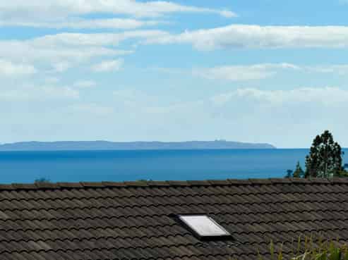 B 203/525 East Coast Road, Browns Bay