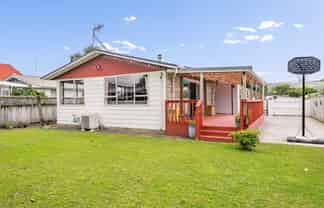 71 California Drive, Totara Park