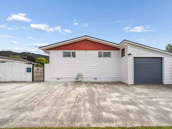71 California Drive, Totara Park