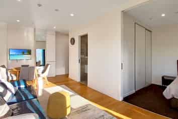 205/74 Anzac Street, Takapuna