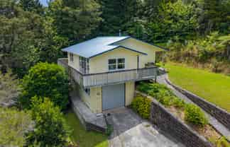 24 Riverside Drive, Riverside