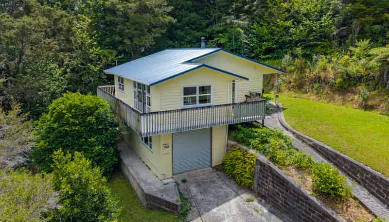 24 Riverside Drive, Riverside