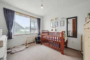 1/119a Prestons road, Redwood