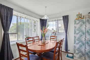 1/119a Prestons road, Redwood