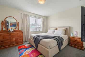 2/119A Prestons Road, Redwood